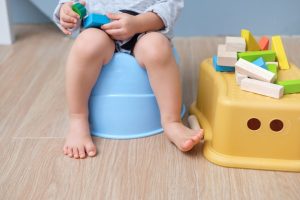 Amoxicilina clavulánico vs ceftriaxona: infecciones urinarias niños