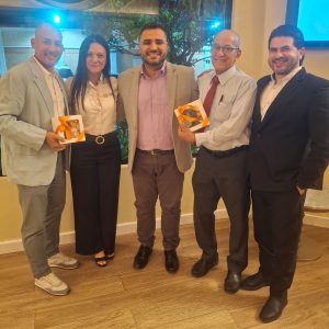 Lanzamiento de Flexival® en Maracaibo con especialistas en traumatología