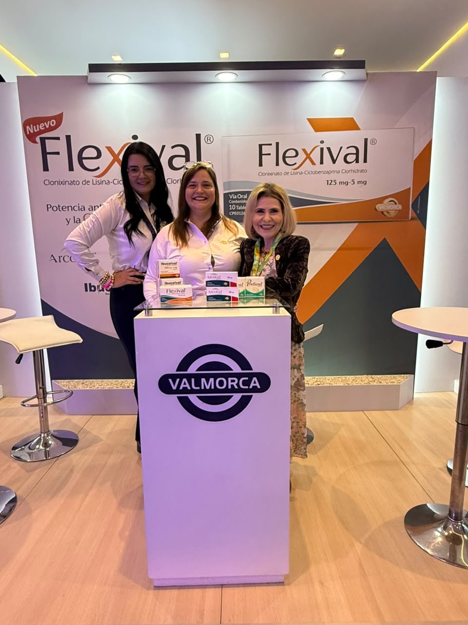 Stand de Valmorca en el XII Simposio · foto 4